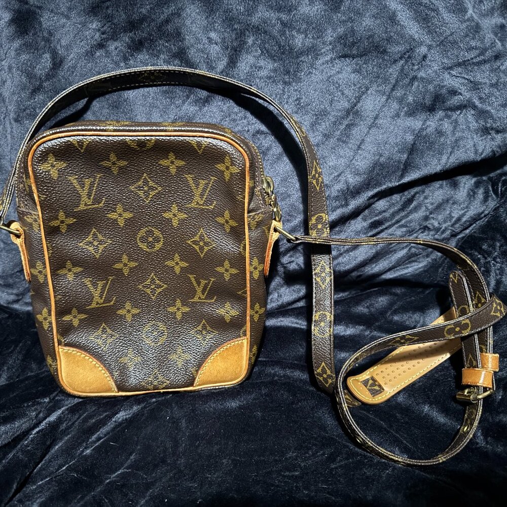Louis Vuitton Amazone Monogram Canvas Brown Shoulder Mens Crossbody Bag